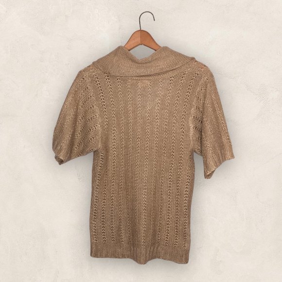 Daytrip Small S Buckle Beige Pointelle Knit Short Sleeve Cowl Neck Sweater Boho - Picture 2 of 3